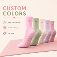 Chaussettes de fitness mi-mollet antidérapantes pour femme, personnalisées, légères et respirantes, pour le yoga et les activités de gym en intérieur