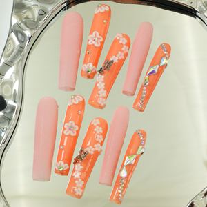 Faux ongles carrés en acrylique faits à la main, couvrance totale, forme cercueil, design rose avec strass, vente en gros - Product Image 1