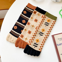 Chaussettes mi-mollet de Style collège de dessin animé mignon à la mode pour les femmes coton peigné cinq doigts orteil fendu bas hommes cinq chaussettes