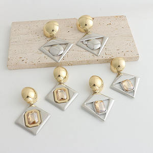 2024 Modeschmuck übergewicht ige große Ohrclip Ohrring übertrieben Messing geometrische Luxus Zirkon quadratische geometrische Ohrringe - Product Image 6