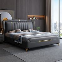Italienischer Stil Luxus Modernes Schlichtes Kingsize-Bett Echtes Leder Weiche Polsterung Holzrahmen für Apartment Schlafzimmer