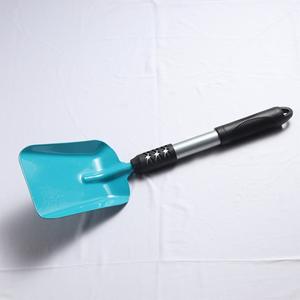 พลั่วตักดินยี่ห้อ Yilu สีฟ้า พลาสติกทรงสี่เหลี่ยม ด้ามจับสแตนเลส สำหรับทำสวน ใช้งานกลางแจ้ง และชายหาด - Product Image 1