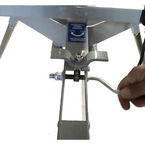 Máquina de lanzamiento de softbol Sports Attack Hack Attack, equipo esencial para jugadores de softbol - Product Image 3