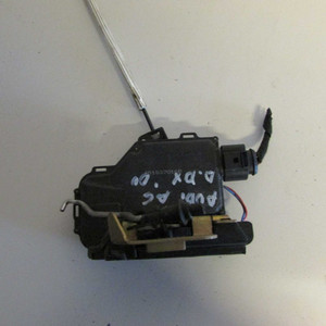 Nuova Serratura Porta Anteriore Destra per Audi A6 Mk2 1997-2004, Codice 4B1837016B, Materiale Plastico, per Modello VW Q5 - Product Image 1