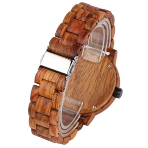 นาฬิกาควอตซ์สายไม้สำหรับผู้ชาย ดีไซน์หรูหราโดดเด่น ใช้กลไก <span class=keywords><strong>Seiko</strong></span> รุ่นล่าสุด แฟชั่นสปอร์ต พร้อมเข็มทิศและหน้าปัดกระจก - Product Image 4