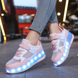 Chaussures à roulettes en mesh pour enfants avec roues lumineuses pour les jeux en plein air - Product Image 2