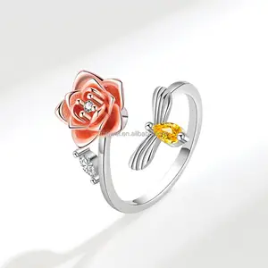 Tick Tok anello rosa rotante moda donna trendy coreano rotante anello fiore netto rosso stesso stile personalizzato e versatile