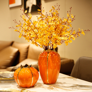 Vase en céramique orange de luxe avec bordure dorée, arrangement de fleurs séchées pour le salon, table à manger - Product Image 1