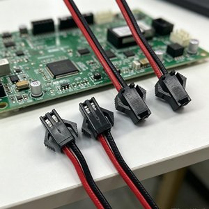 Câble de raccordement personnalisé SM 2P mâle-femelle avec connecteur à boucle, câble de raccordement isolé en PVC pour petits équipements électroniques - Product Image 6
