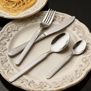Juego de cubiertos de acero inoxidable Shouyuan - Diseño retro de <span class=keywords><strong>grano</strong></span> de arroz pequeño, tenedor, cuchara de café, cuchara de sopa, cuchillo para carne, ligero - Product Image 1