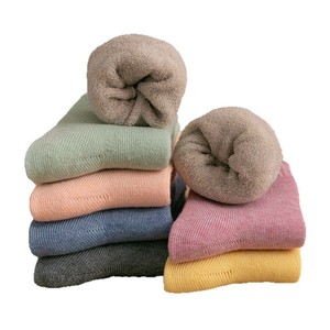 Winter Women's Mid-Calf Thermal Terry Socks Solid Color Anti-Slip Sweat-Absorbing Odor-Resistant Friction-Resistant Regular - Product Image 4