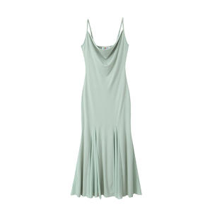 ชุดราตรีทรงเมอร์เมดสีเขียวมัมโบ้ ชุดราตรีหางปลาสีทึบสำหรับผู้หญิงไซส์ 8876 - Product Image 1