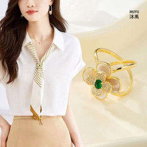 MyMuyu Flower Ring Buckle Natural Seashell Gold Plated Diamond Black Center Scarf Clip Brooch Jewelry Accessory - Product Image 2
