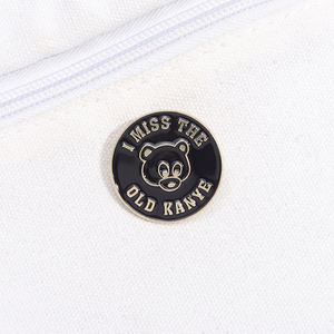 I Miss Kanye Song Pin Music Lover Bear Metal Badge <span class=keywords><strong>Twin</strong></span> Peaks TV Esmalte Pin - Product Image 3