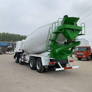 Produit populaire Sinotruk Howo utilisé <span class=keywords><strong>camion</strong></span> <span class=keywords><strong>malaxeur</strong></span> à béton <span class=keywords><strong>8X4</strong></span> 12-20 mètres cubes camions malaxeurs personnalisés - Product Image 6