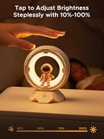 Lampe de nuit pour enfants espace astronaute veilleuse créative lampe à LED en Silicone pour la décoration de la maison et du bureau