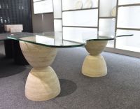 Meubles de salon de luxe personnalisés SHIHUI Base en travertin naturel irrégulier Table basse en marbre avec dessus en verre