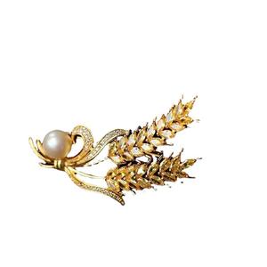 Broche tendance en perles d'eau douce naturelles Akoya de 8 mm, style épis de blé doré, bijou de poitrine, vente chaude - Product Image 5