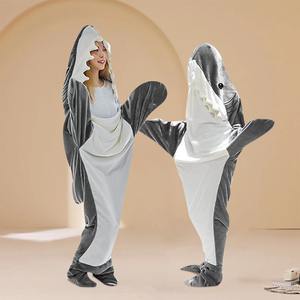 Animal Shark Navidad Pijamas dibujos animados lindo ropa de dormir mujeres felpa franela Pijamas conjunto Cosplay <span class=keywords><strong>Kigurumi</strong></span> Pijamas - Product Image 2