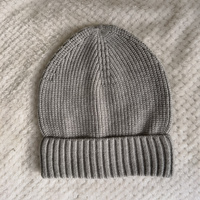 Casquette d'hiver unisexe de haute qualité, design personnalisé OEM, logo brodé, bonnet en acrylique tricoté à revers