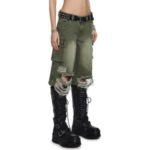 Shorts cargo en jean décontractés pour femme, style jorts, déchirés et usés, coupe ample, multi-poches cargo - Product Image 3