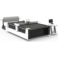 Couteau oscillant à alimentation automatique avec PLC et pompe pour le traitement continu des supports publicitaires