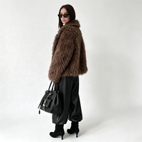 Zeyu 2026 – Nouvelle veste d'hiver pour femme en fausse fourrure bouclée et shaggy, col large, marron, coupe courte et ample, manteau en fourrure végétalienne, chaud et tendance