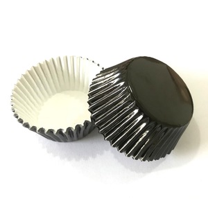 Bonne qualité gâteau Base personnalisé imprimé <span class=keywords><strong>Cupcake</strong></span> Liner antiadhésif Muffin Dessert plateau tasse gâteau emballage pour la cuisson - Product Image 5
