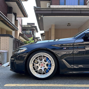 <span class=keywords><strong>ล้อ</strong></span>ฟอ<span class=keywords><strong>ร์</strong></span>จ 2 ชิ้น ขนาด 17-24 นิ้ว <span class=keywords><strong>ดี</strong></span>ไซน์ขอบขัดเงา แบบ LMR สำหรับ BMW M3 M4 E46 E90 Audi Mercedes ขายดีจากโรงงาน (OEM) - Product Image 2