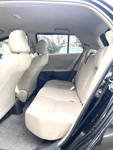Gran Oferta: Toyota Yaris Compacto Hatchback Japonés Usado, 1.6L 4AT LHD, Distancia entre Ejes de 2460mm, Coche Usado Confiable y Económico para Exportación - Product Image 5