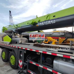 Zoomlion 55 Ton ZTC550H Boom 5-section 43m Auxiliary Boom 16m Truck <span class=keywords><strong>Grue</strong></span> d'<span class=keywords><strong>occasion</strong></span> de 2018 ans - Product Image 6