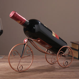 Porte-bouteilles à vin vintage en forme de tricycle - Support décoratif en fer forgé pour bouteilles de vin, idéal pour bar et cuisine - Product Image 3