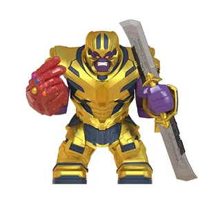 De gros super hero épée-Thanos avec Double épée, jouets figurines de jeu de construction Endgame, casque amovible, Guantlet rouge, WM963