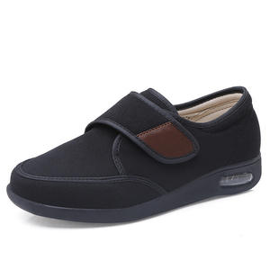 Chaussures orthopédiques respirantes avec sangle réglable et soutien du talon, chaussures de tous les jours pour hommes, chaussures confortables - Product Image 1