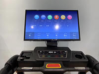 Tapis roulant commercial motorisé à grand écran avec console tablette et bande large pour salle de sport et équipement de fitness cardio