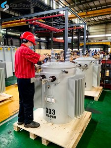 Transformateur monophasé monté sur poteau de qualité assurée 60 Hz 23 kV 230 V / 460 V 75 kVA - Product Image 3