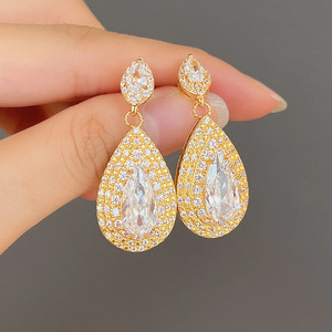 Orecchini a goccia a forma di pera di grandi dimensioni per donna, eleganti gioielli con pietre scintillanti. - Product Image 3
