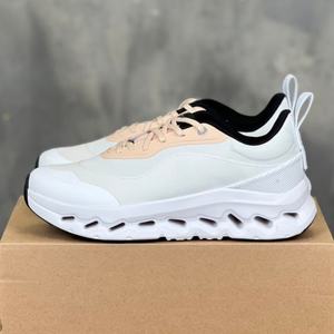 วัสดุตาข่ายคุณภาพสูง ระบายอากาศได้ดี สวมใส่สบายและน้ำหนักเบา เหมาะสำหรับรองเท้ากีฬาแบบวิ่ง ใช้ได้ทุกฤดูกาล - Product Image 5