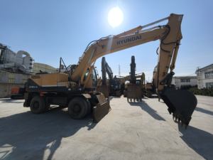 High Quality Original Hyundai 210w-9 Used Wheel Excavator 21 Ton WHEEL EXCAVATOR HYUNDAI 210W -9 on SALE - Product Image 2