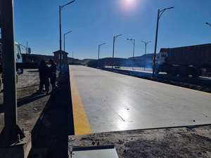 बिक्री के लिए 3*18 मीटर 3*24 मीटर 100 टन निर्यात ट्रक स्केल - Product Image 6