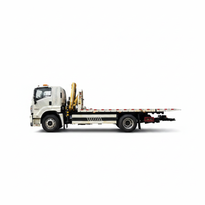 Camión Grúa ISUZU FTR <span class=keywords><strong>de</strong></span> Servicio Mediano 4x2 con Grúa Plegable <span class=keywords><strong>de</strong></span> 3.2 Toneladas y Motor Isuzu <span class=keywords><strong>para</strong></span> Recuperación <span class=keywords><strong>de</strong></span> Vehículos - Product Image 1