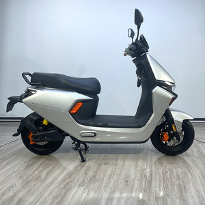 <span class=keywords><strong>Moto</strong></span> <span class=keywords><strong>électrique</strong></span> 72V pour <span class=keywords><strong>adulte</strong></span>, robuste, avec moteur 1200W, 30 aimants en acier et contrôleur 12 tubes, idéale pour les trajets quotidiens et la livraison (vente en gros) - Product Image 5