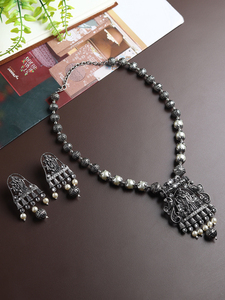 Conjunto de joyería duradera de aspecto moderno con pendientes de gota clásicos para mujer, collar brillante para Bodas de proveedor indio - Product Image 2