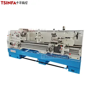 Nova máquina de torno LT6250C Chinês manual de tomada de fábrica de Processamento de Metal de tamanho médio torno da roda do eixo do furo de 105 milímetros Padrão do CE