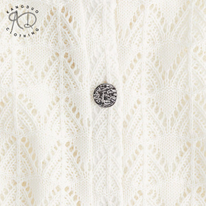 KD fabricant de tricot personnalisé OEM ODM bouton tricots à manches longues voir à travers Pointelle <span class=keywords><strong>maille</strong></span> creuse femmes <span class=keywords><strong>Cardigan</strong></span> - Product Image 5