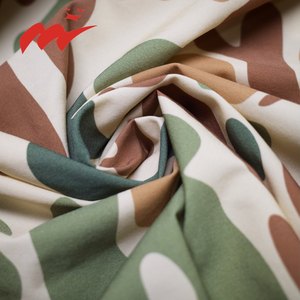 Waterdichte Digitale Print Camouflage 120gsm 70d 90% Nylon 10% Spandex Stoffen 4 Way Stretch Custom Print Voor Broek Kleding - Product Image 3