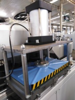 Machine de fraisage de bout automatique PARKER en alliage d'aluminium pour fenêtres, certifiée CE, pour grandes surfaces