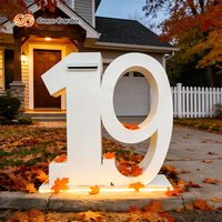 Boîte aux lettres en métal sculptée en 3D avec numéros créatifs, boîte postale extérieure autoportante avec éclairage LED chaud pour l'adresse de la villa ou de la voie d'accès