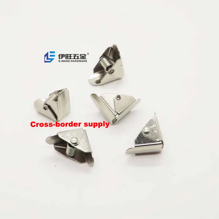 YIWANG Factory Großhandel Büro Dreieckige Metall Kleine Clip Abzeichen halter Clips