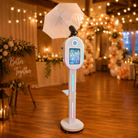 Mesin Photo Booth Modern Oval iPad DSLR Mudah Dipasang untuk Pesta Pernikahan dan Acara Lainnya